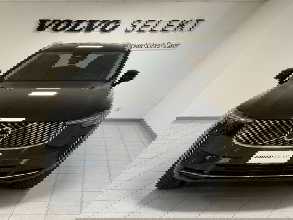 Volvo XC90 usata a Como (3)