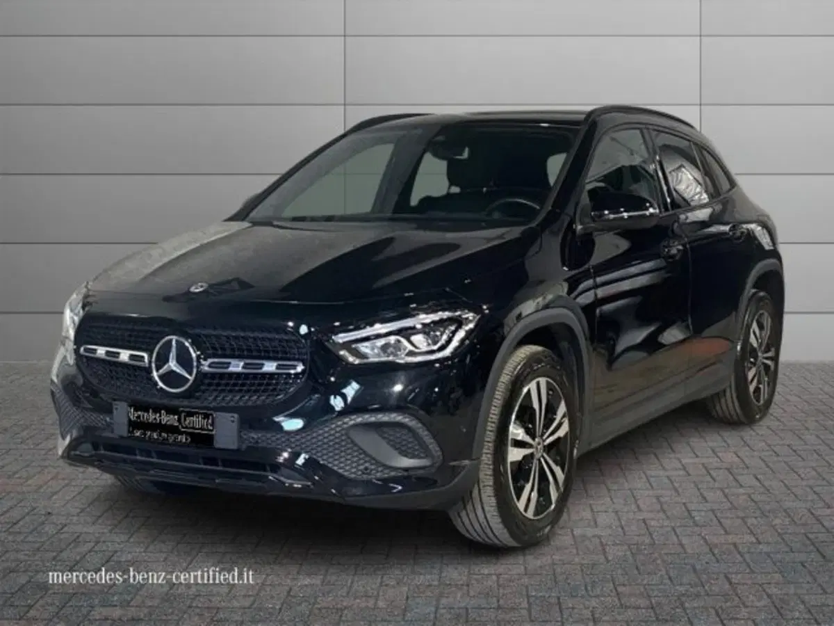 Mercedes-Benz GLA SUV usata a Bologna