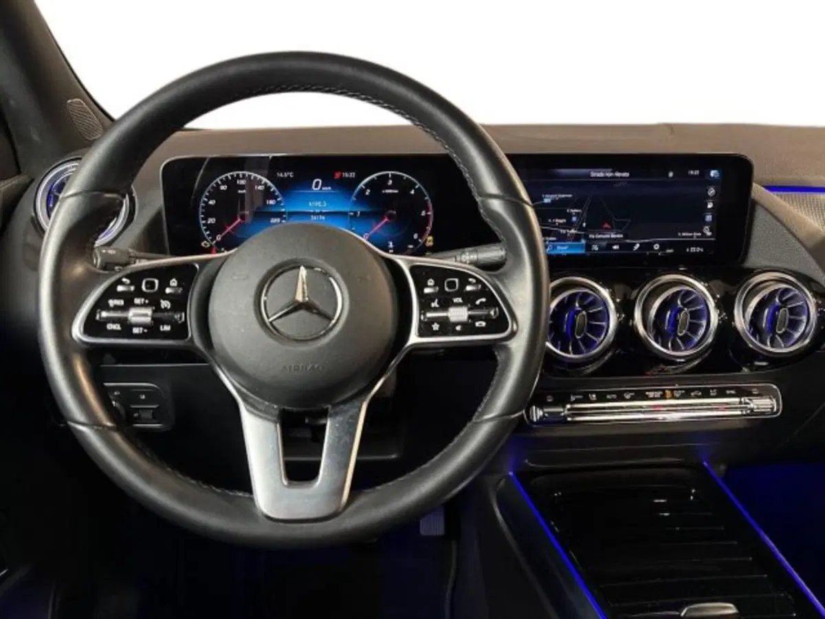 Mercedes-Benz GLA SUV usata a Bologna (11)