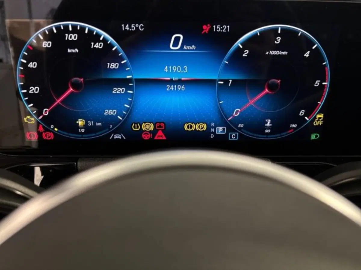 Mercedes-Benz GLA SUV usata a Bologna (13)