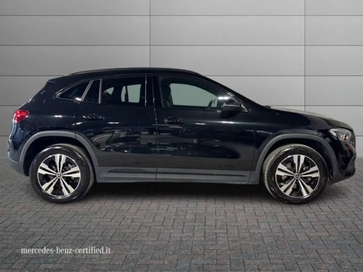 Mercedes-Benz GLA SUV usata a Bologna (5)