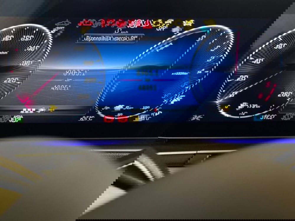 Mercedes-Benz GLB usata a Bologna (13)