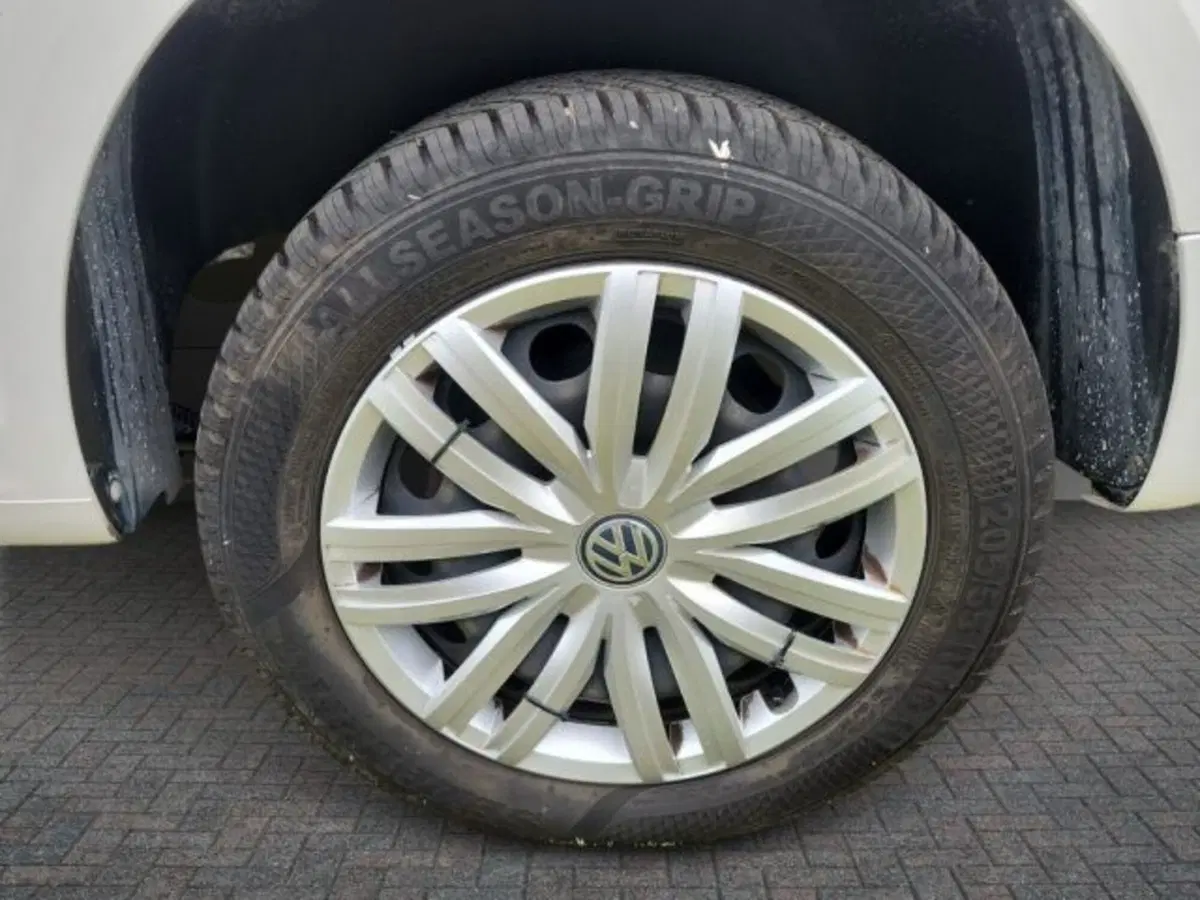 Volkswagen Caddy usata a Roma (13)