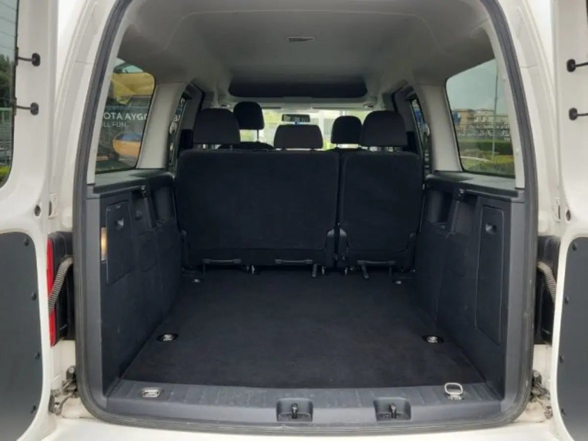 Volkswagen Caddy usata a Roma (5)