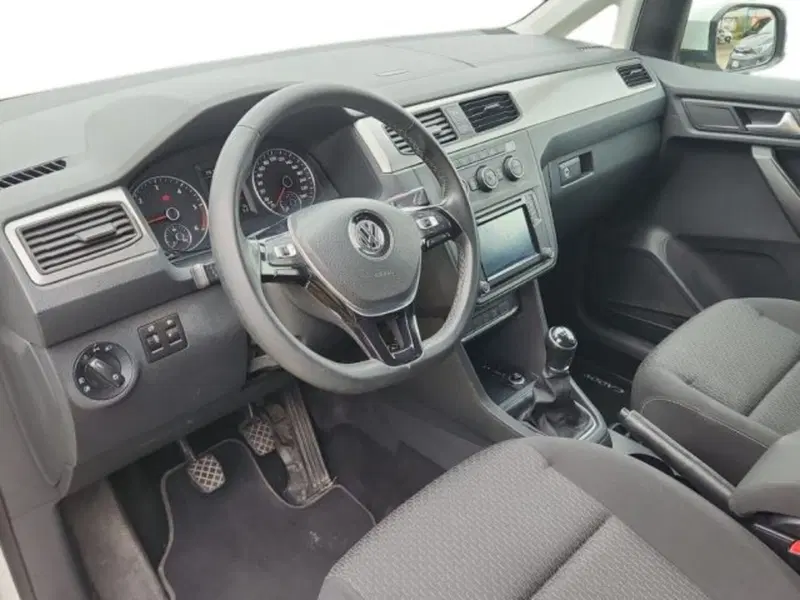 Volkswagen Caddy usata a Roma (6)