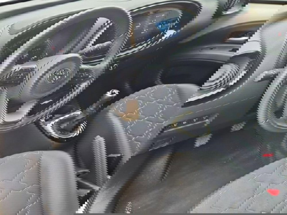 Toyota Aygo X usata a Roma (7)