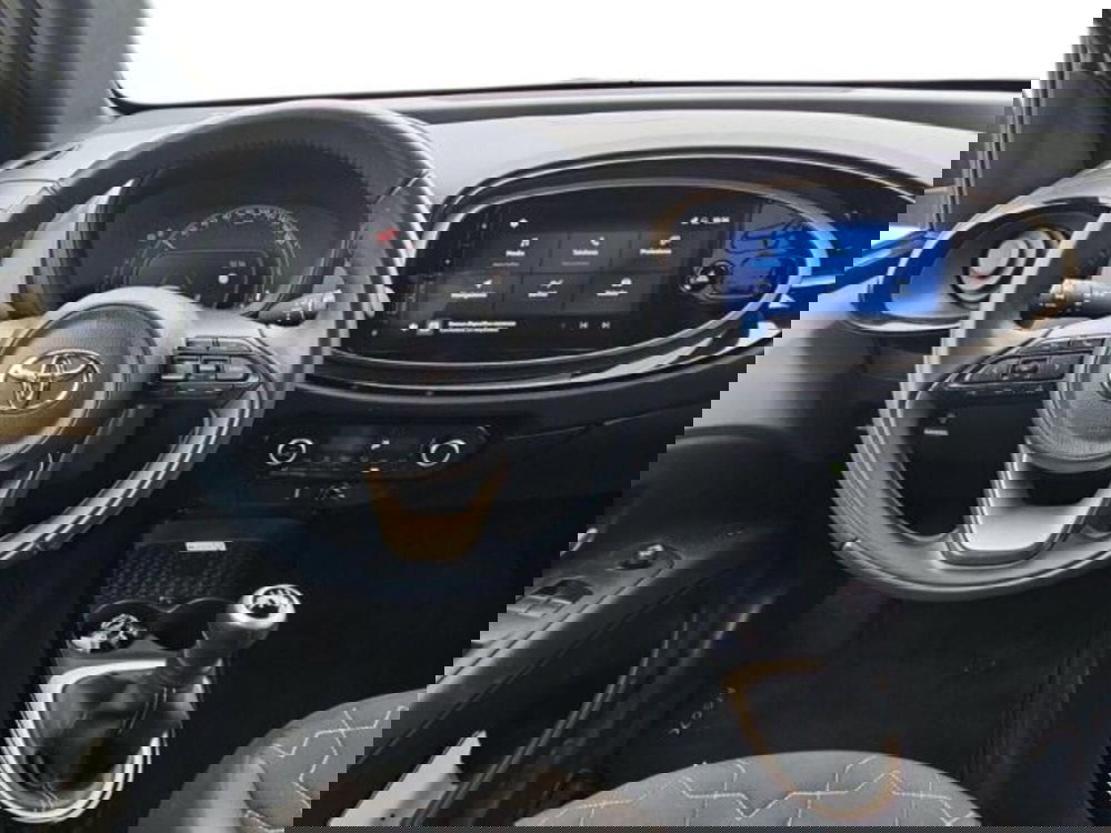 Toyota Aygo X usata a Roma (8)