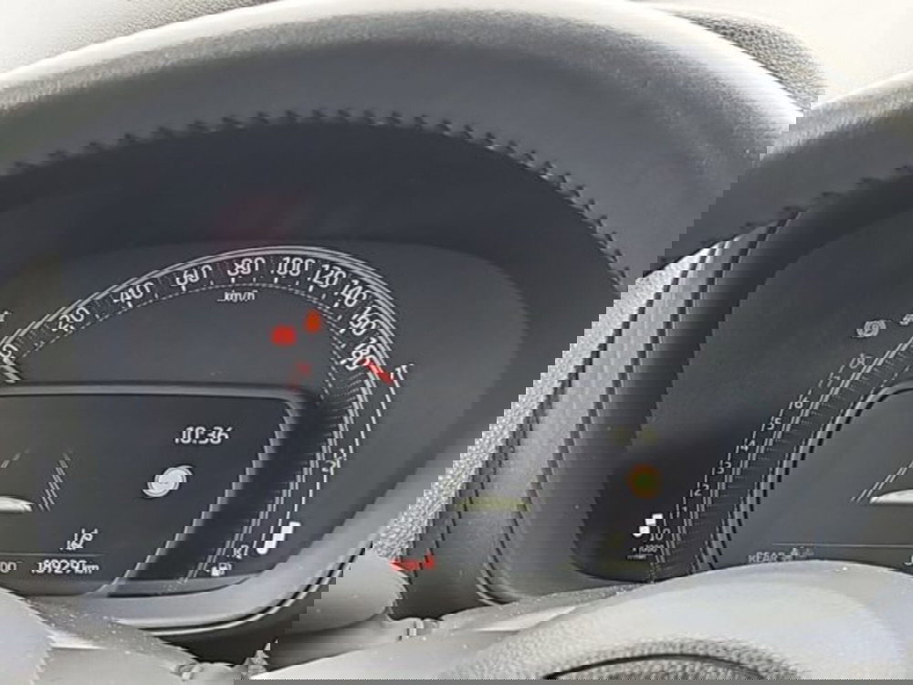 Toyota Aygo X usata a Roma (9)