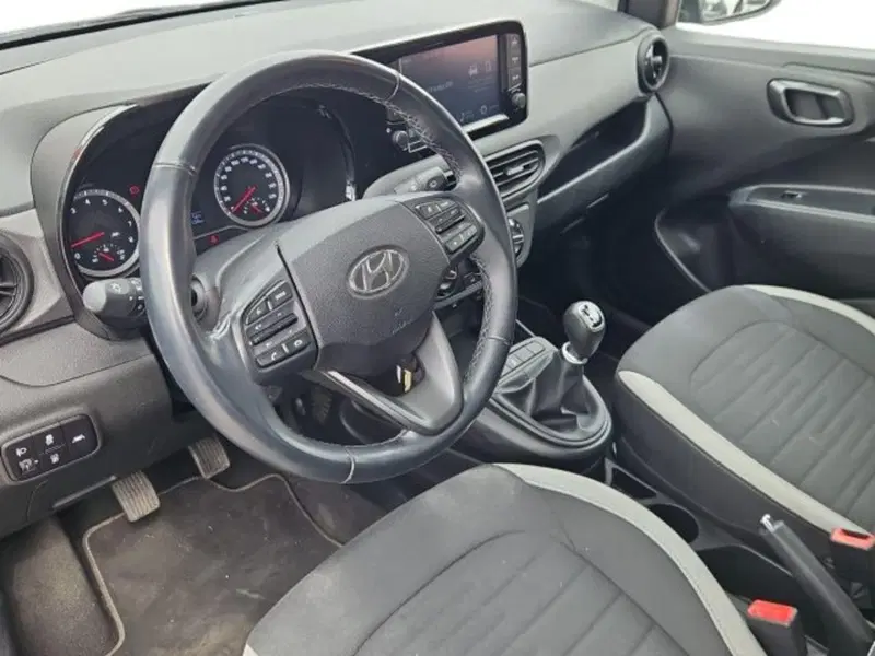 Hyundai i10 usata a Roma (6)