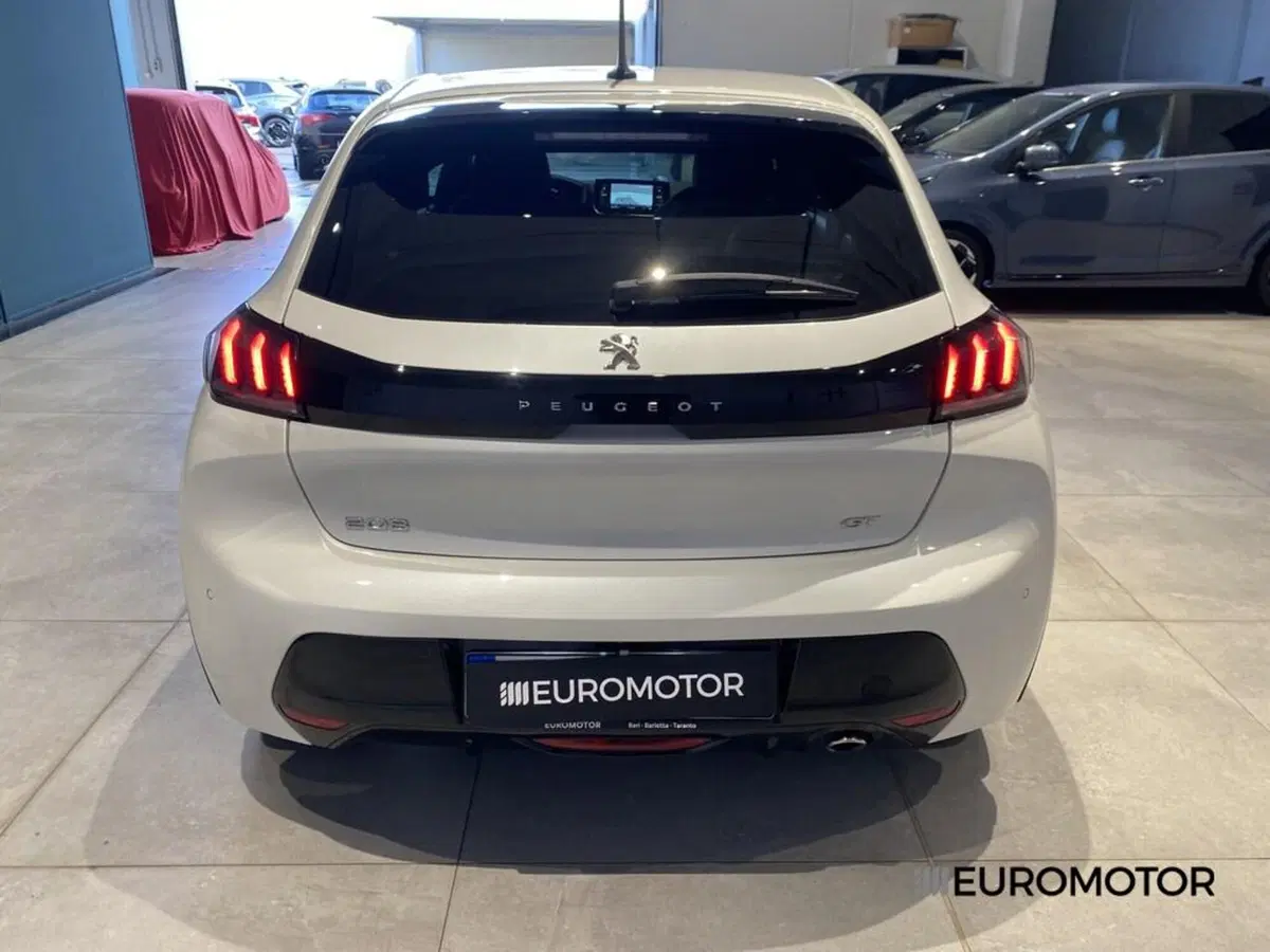 Peugeot 208 usata a Bari (8)
