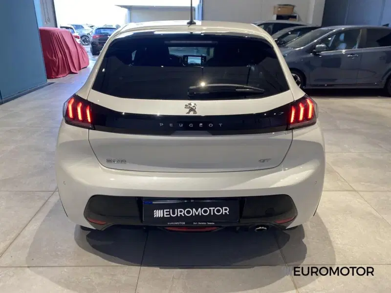 Peugeot 208 usata a Bari (8)