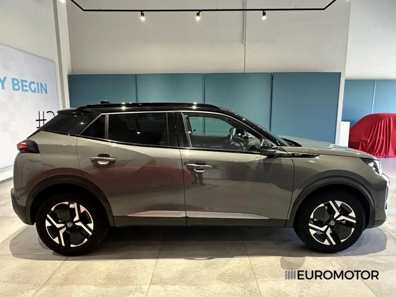 Peugeot 2008 usata a Bari (4)