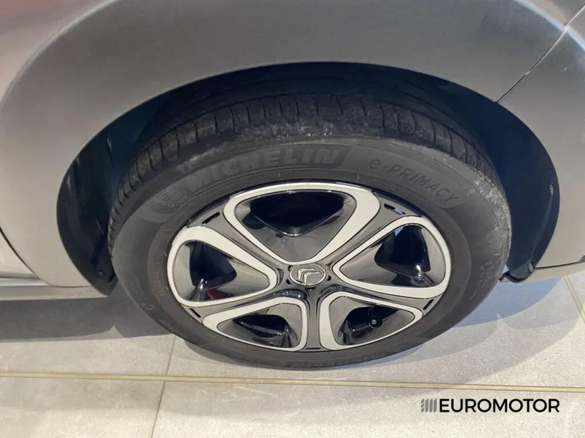 Citroen C3 usata a Bari (4)