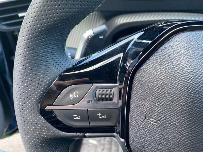 Peugeot 208 nuova a Torino (12)