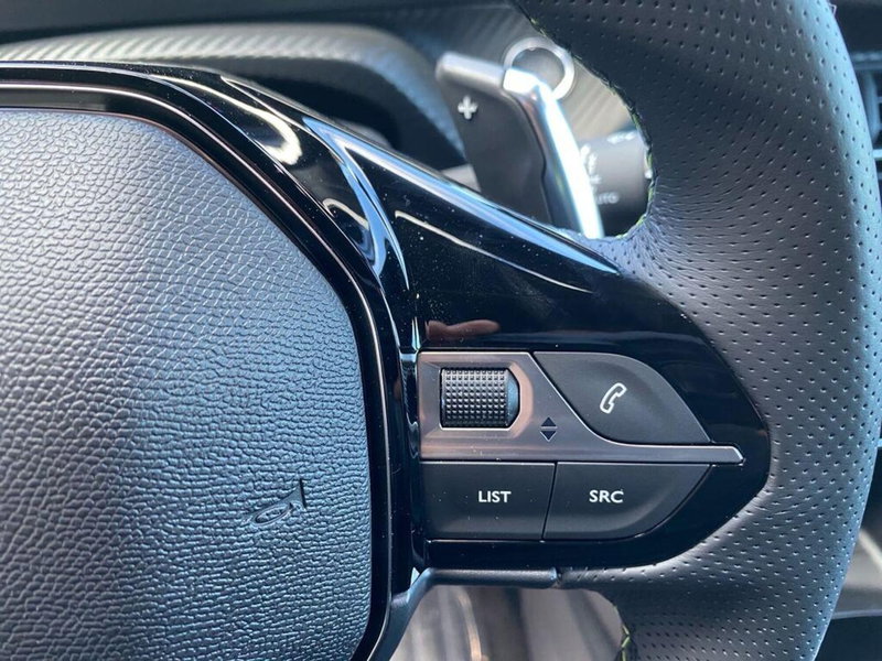 Peugeot 208 nuova a Torino (13)