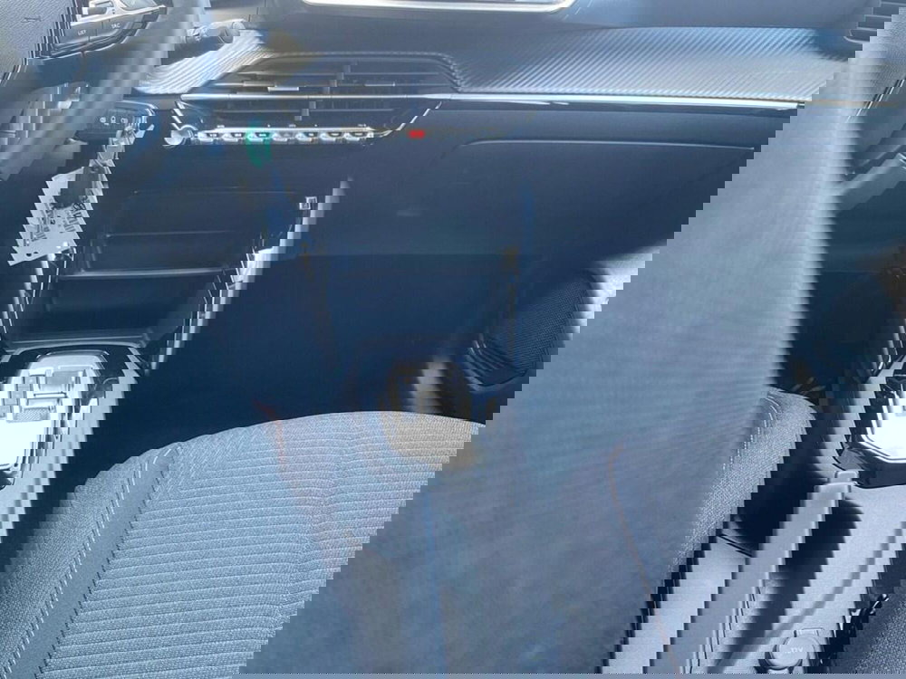 Peugeot 208 nuova a Torino (11)