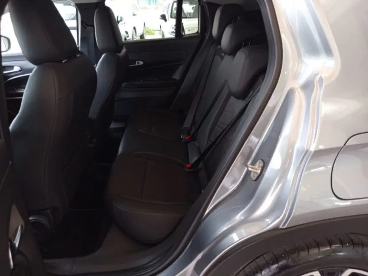 Jeep Avenger usata a Frosinone (8)
