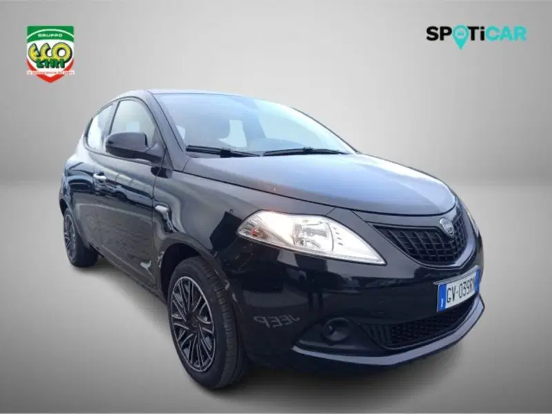 Lancia Ypsilon usata a Frosinone (15)