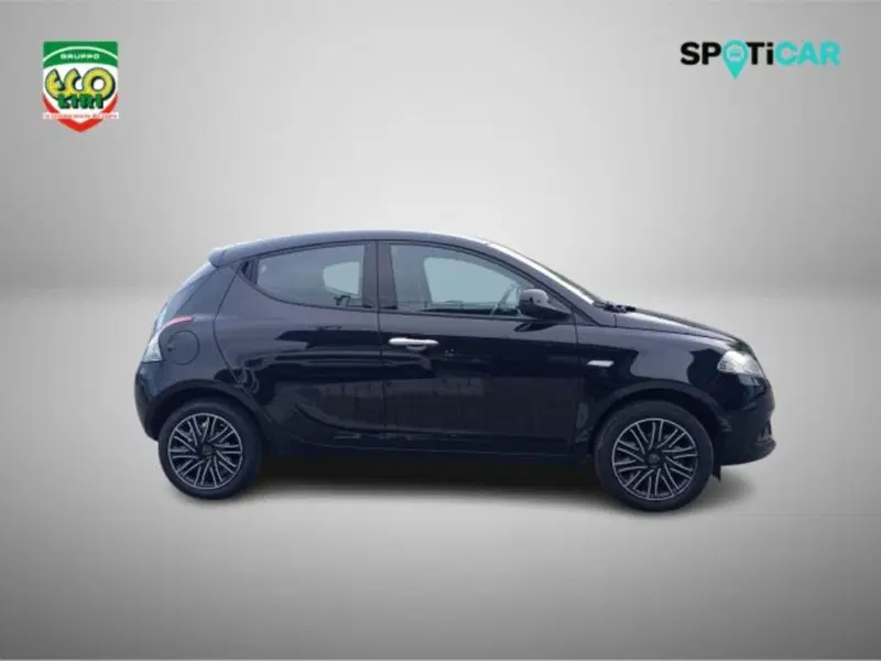 Lancia Ypsilon usata a Frosinone (4)