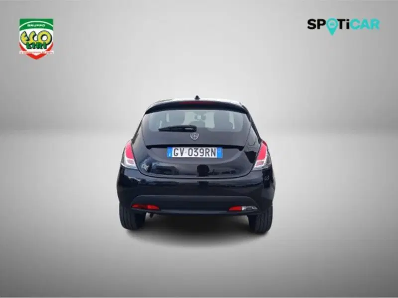 Lancia Ypsilon usata a Frosinone (5)
