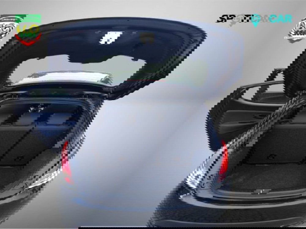 Lancia Ypsilon usata a Frosinone (9)