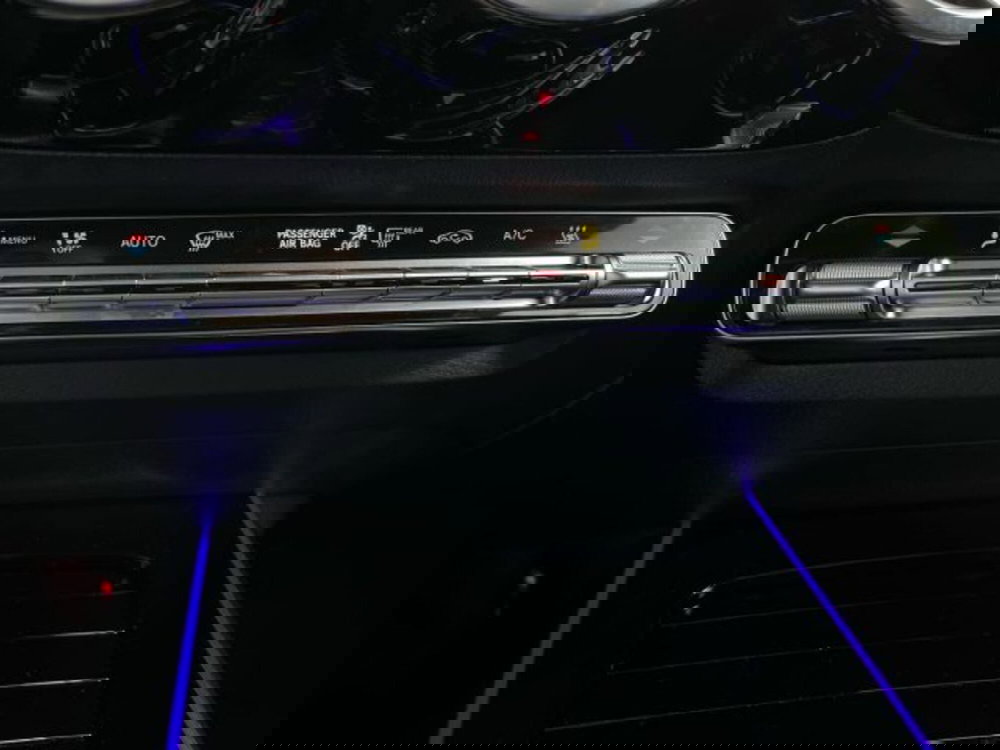 Mercedes-Benz EQA usata a Verona (14)