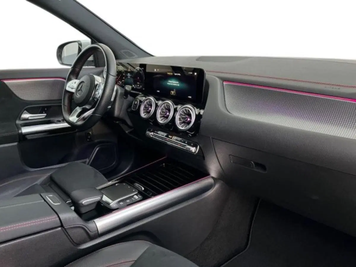 Mercedes-Benz EQA usata a Verona (16)