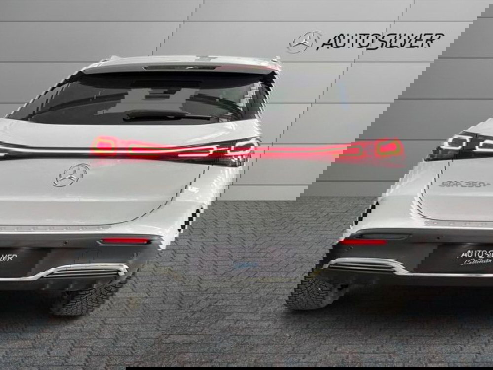 Mercedes-Benz EQA usata a Verona (4)