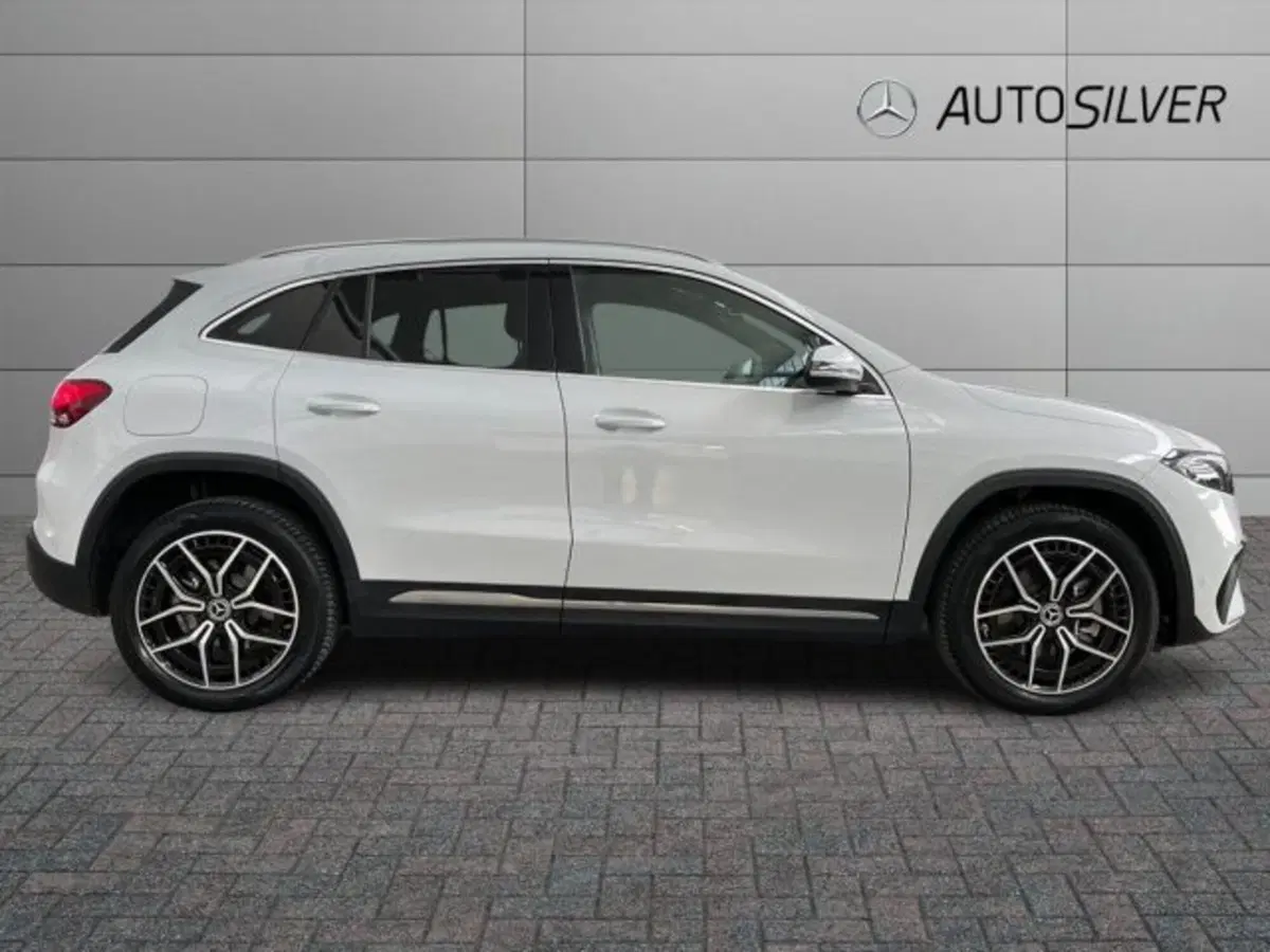 Mercedes-Benz EQA usata a Verona (5)
