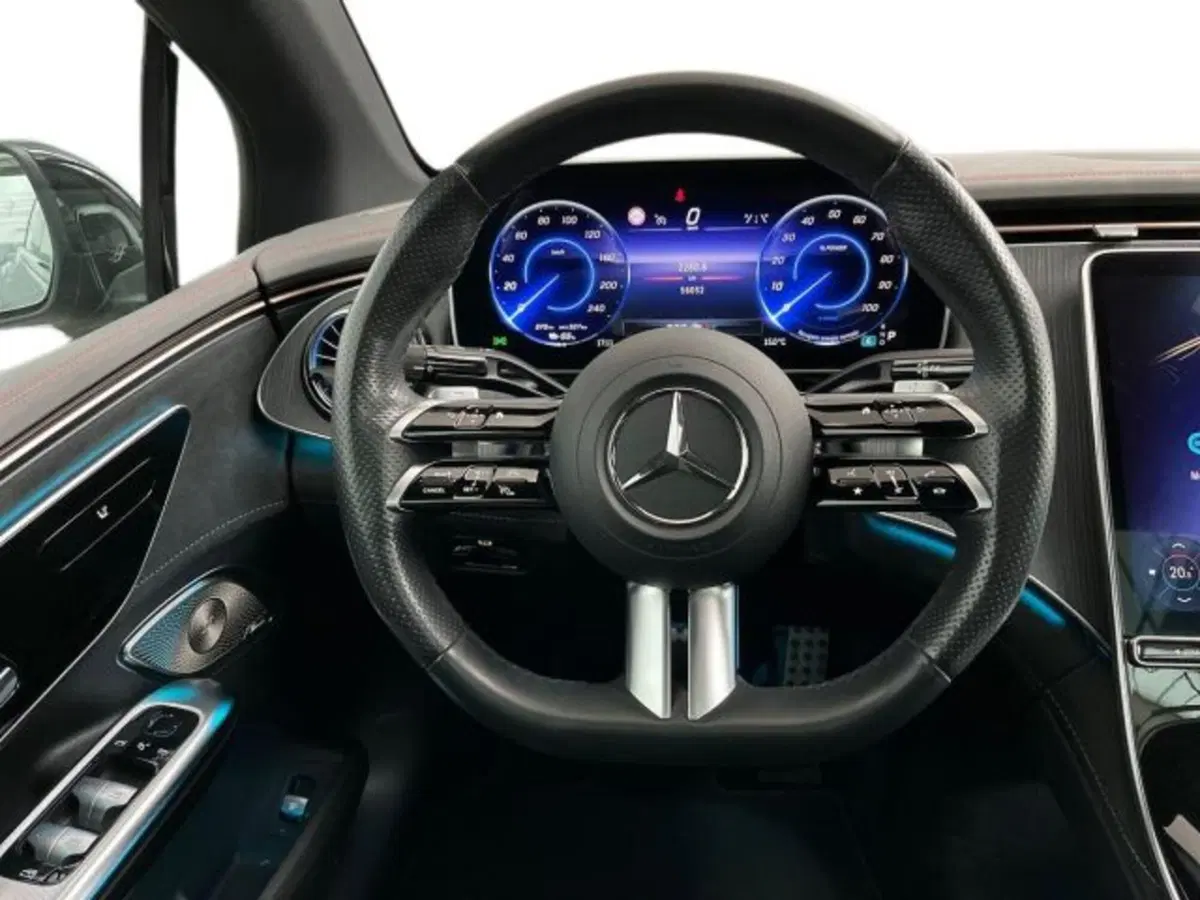 Mercedes-Benz EQE usata a Verona (11)