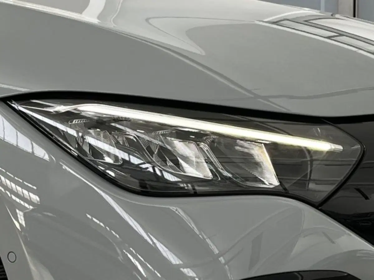 Mercedes-Benz EQE usata a Verona (17)
