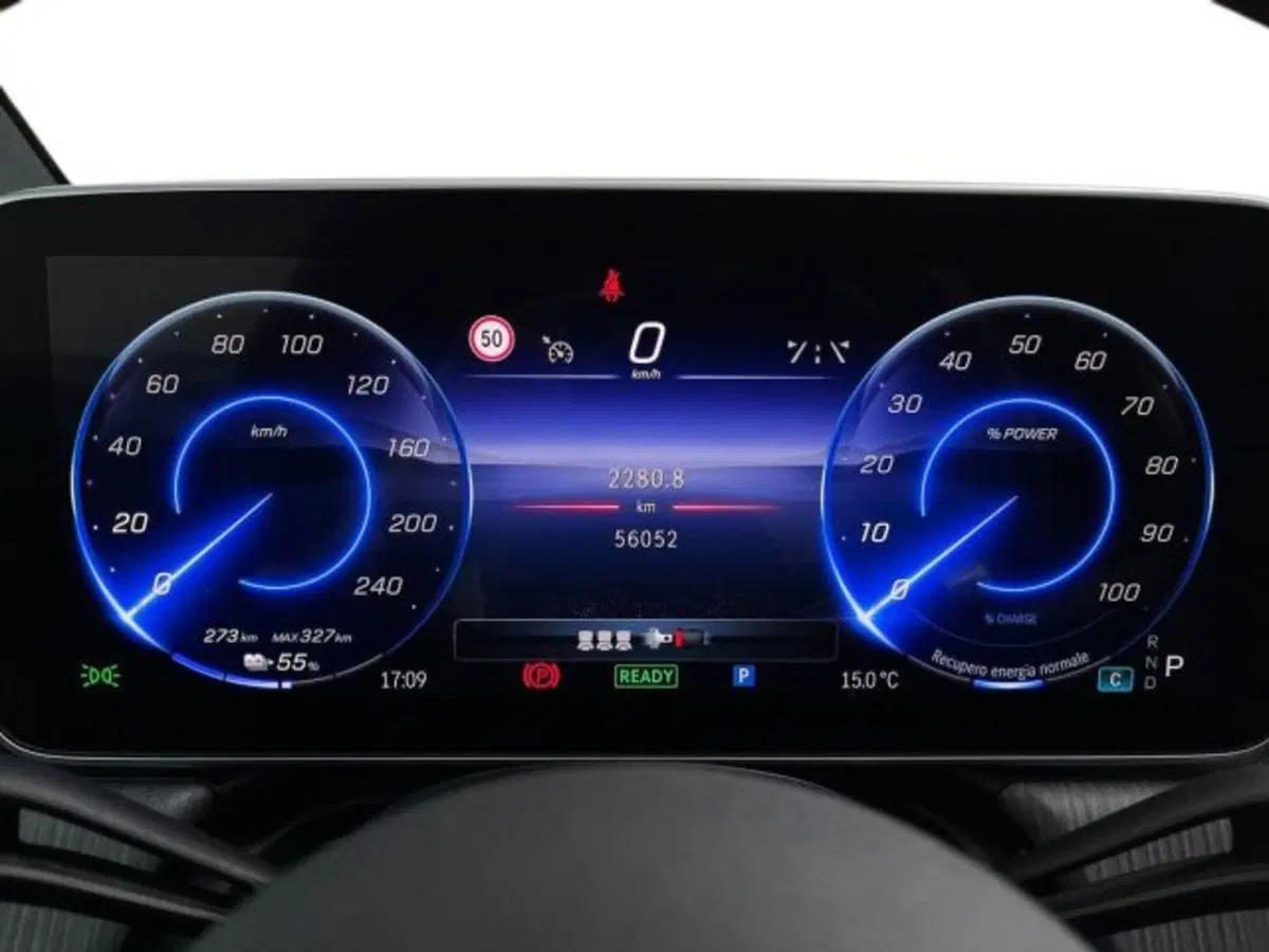 Mercedes-Benz EQE usata a Verona (8)