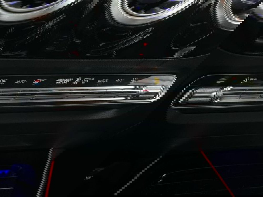 Mercedes-Benz EQA usata a Verona (14)