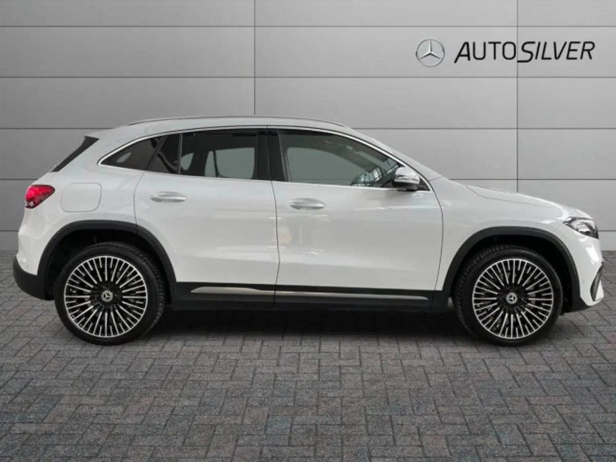 Mercedes-Benz EQA usata a Verona (5)