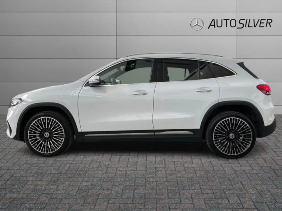 Mercedes-Benz EQA usata a Verona (6)