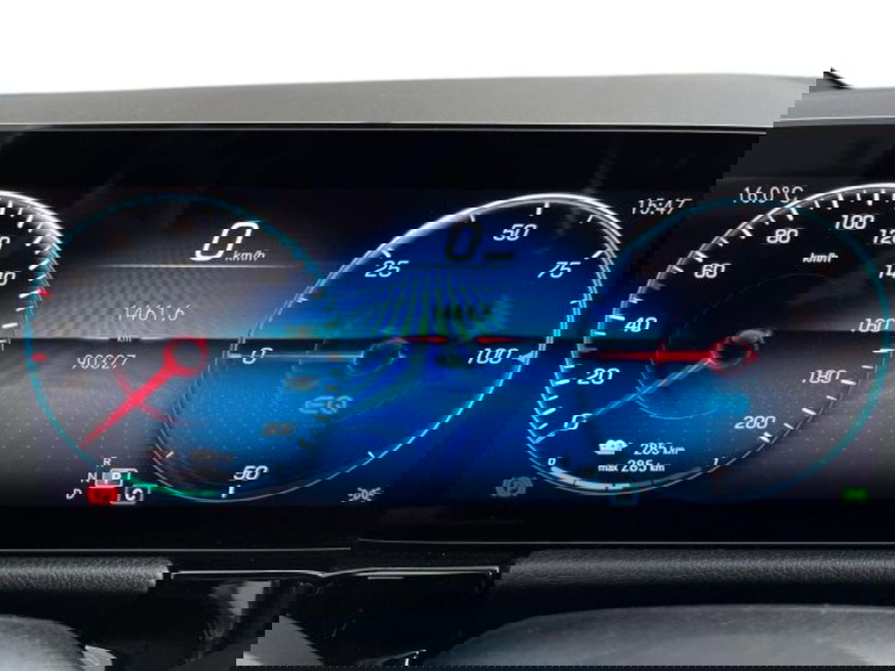 Mercedes-Benz EQA usata a Verona (8)