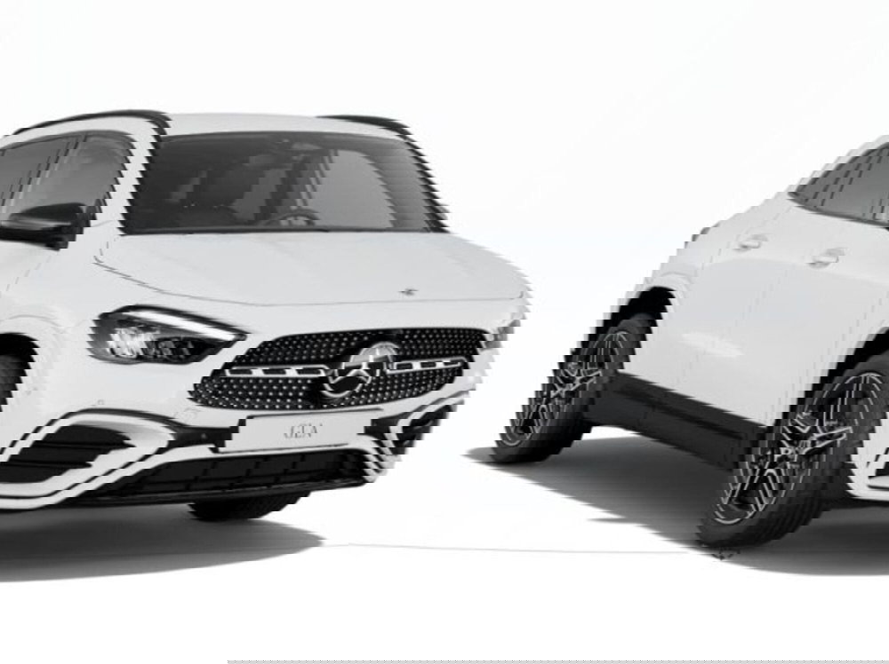 Mercedes-Benz GLA SUV nuova a Verona