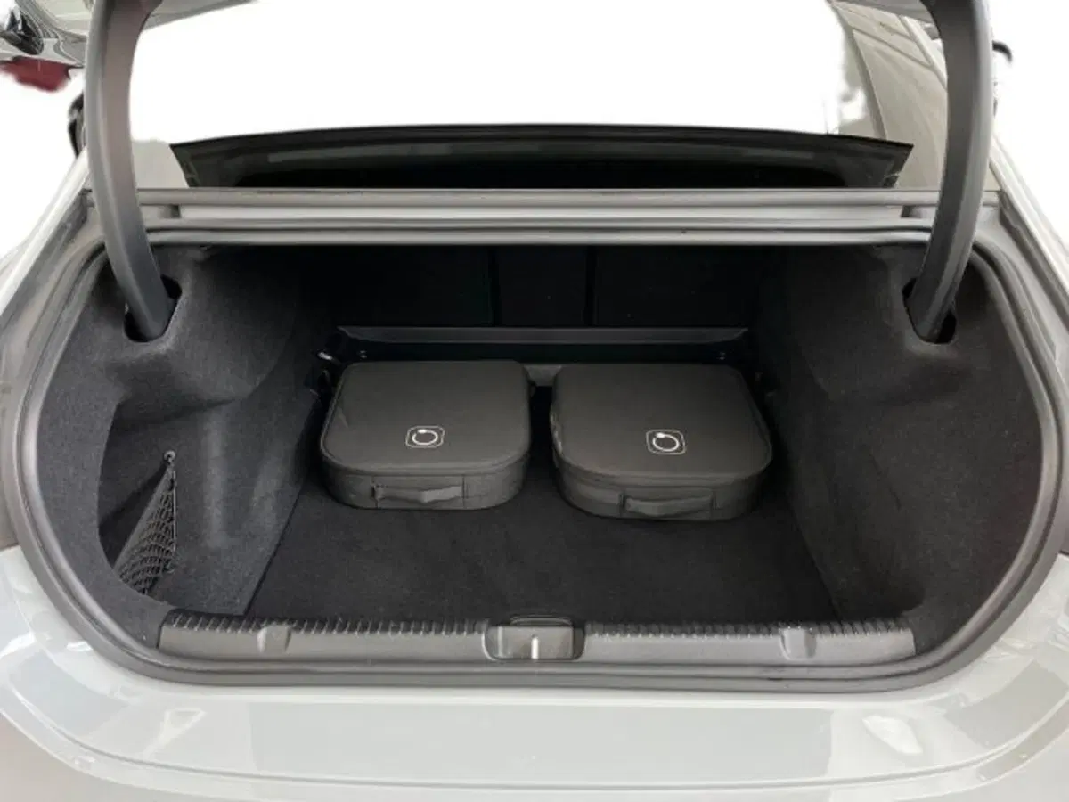 Mercedes-Benz EQE usata a Verona (14)