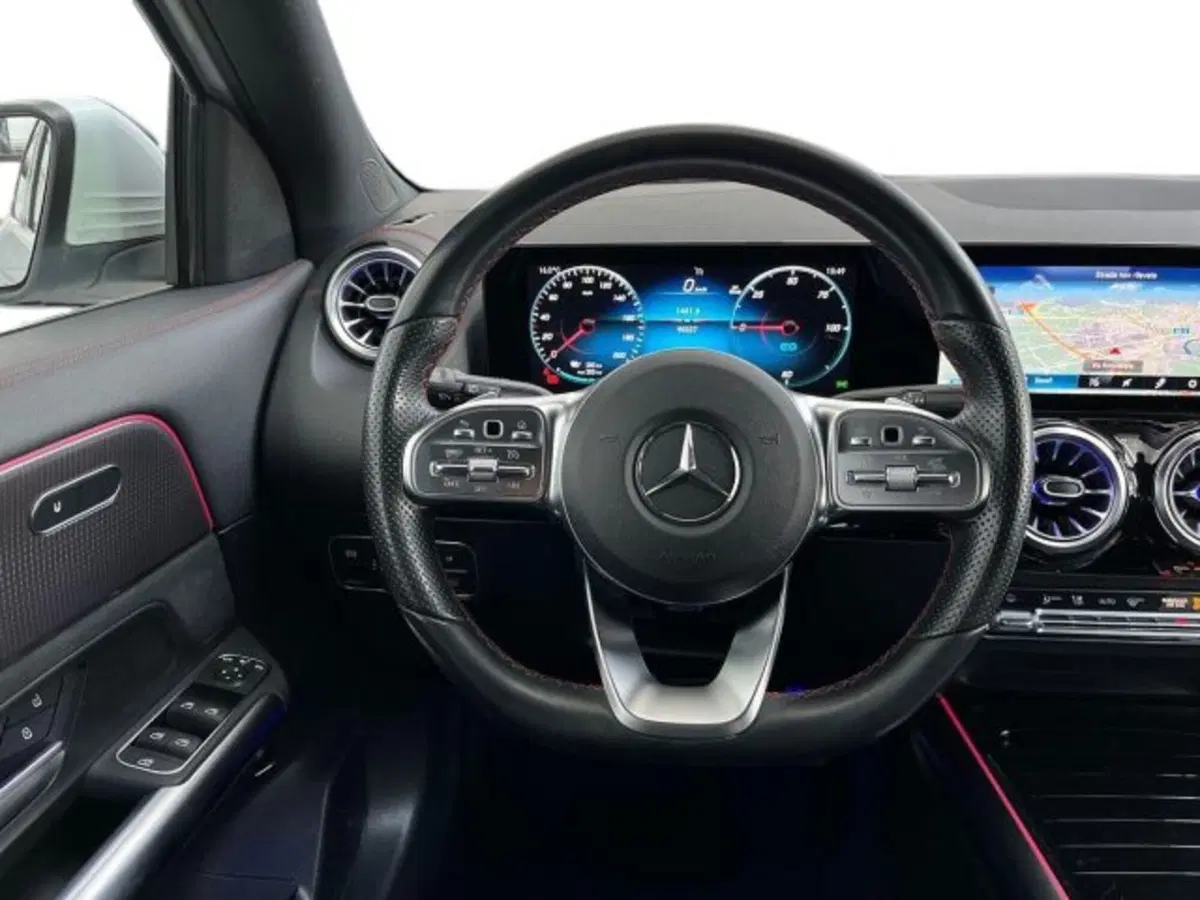 Mercedes-Benz EQA usata a Verona (11)
