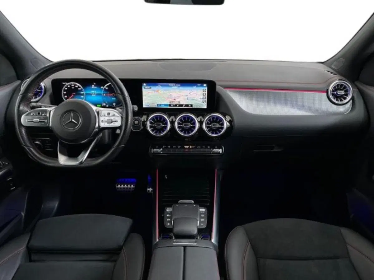 Mercedes-Benz EQA usata a Verona (9)