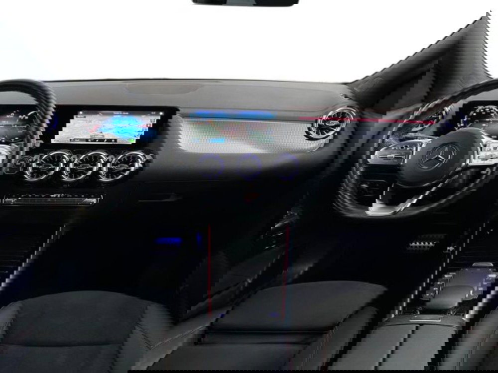 Mercedes-Benz EQA usata a Verona (9)