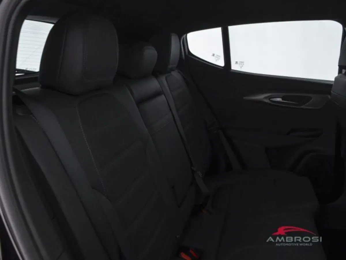 Alfa Romeo Tonale nuova a Perugia (11)