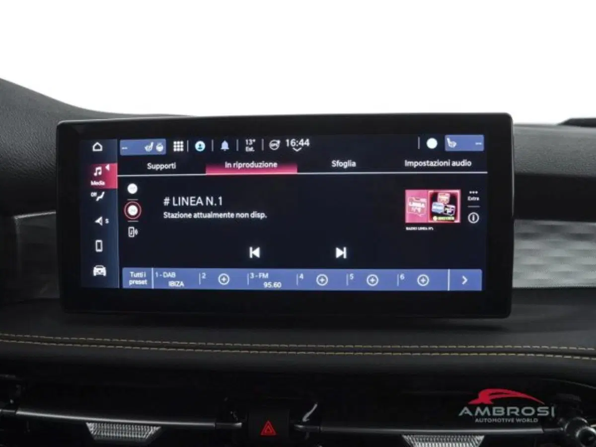 Alfa Romeo Tonale nuova a Perugia (14)