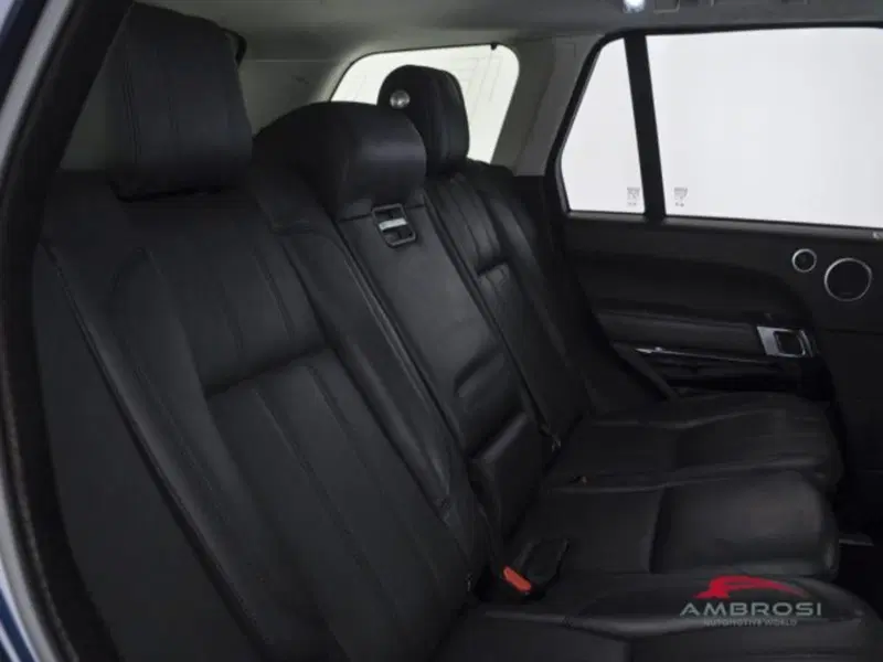 Land Rover Range Rover usata a Perugia (11)