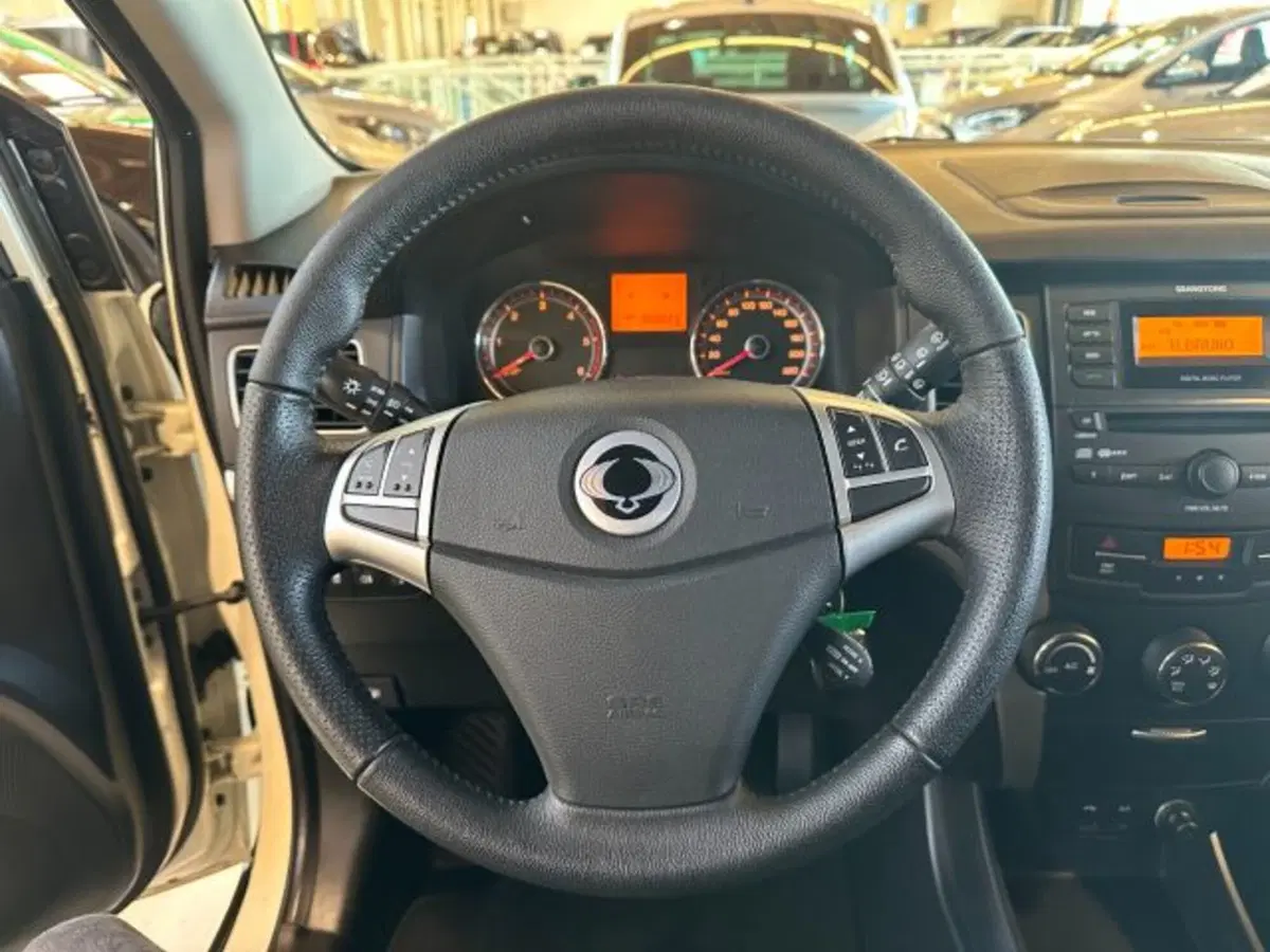 Ssangyong Korando usata a Vicenza (12)