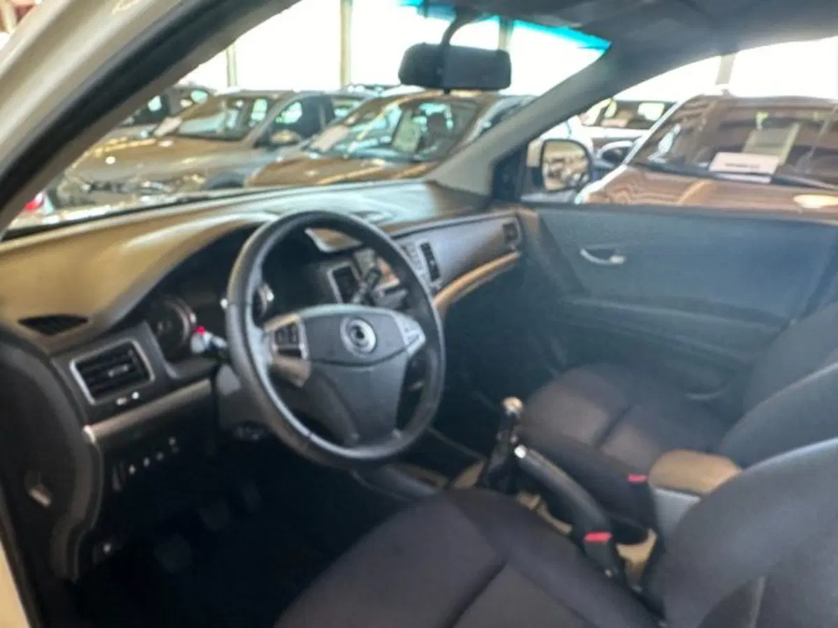 Ssangyong Korando usata a Vicenza (7)