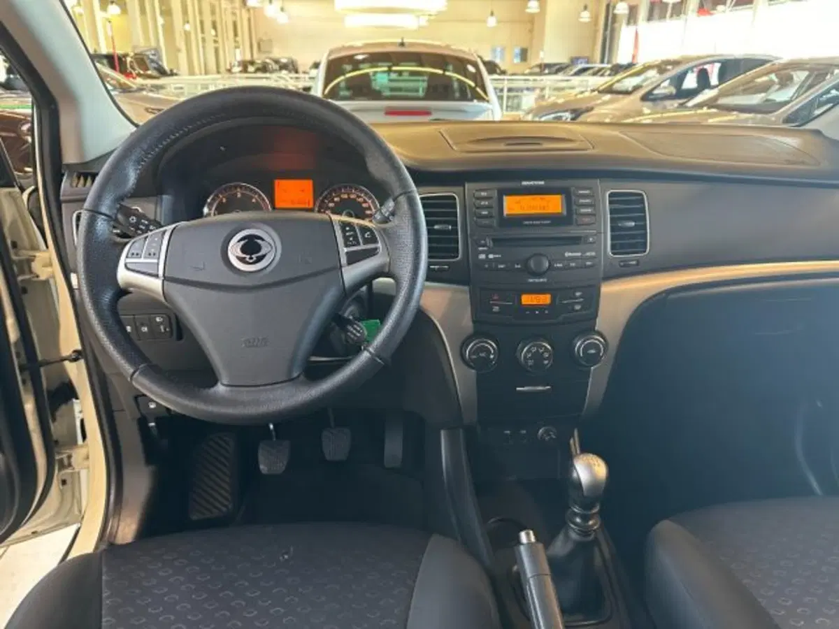 Ssangyong Korando usata a Vicenza (9)
