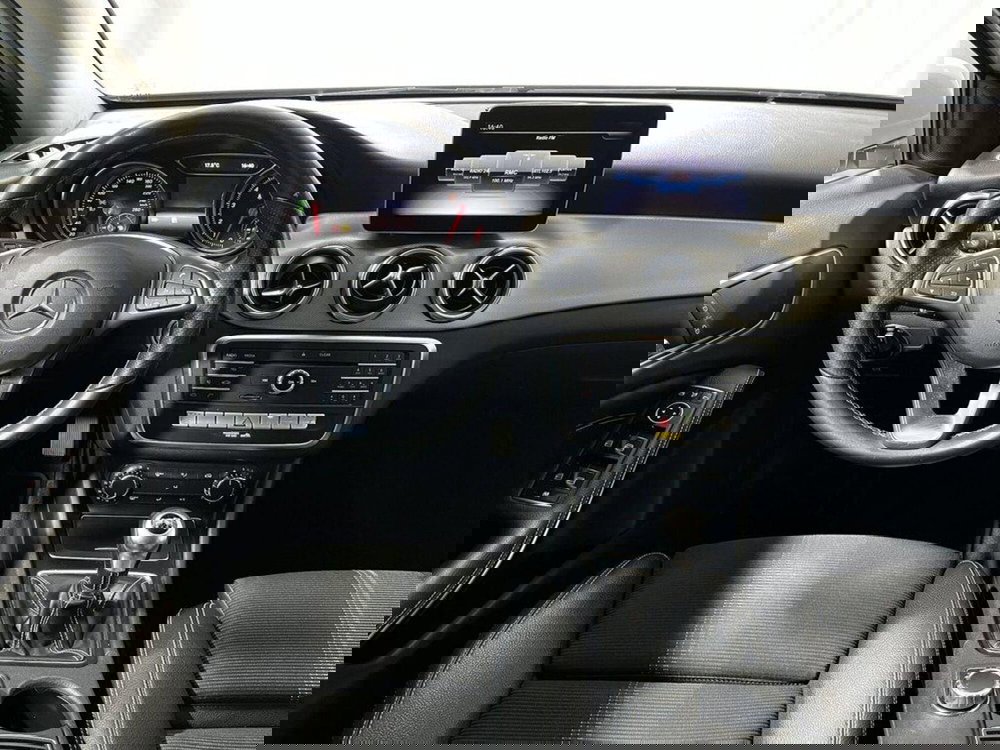 Mercedes-Benz GLA SUV usata a Sondrio (13)