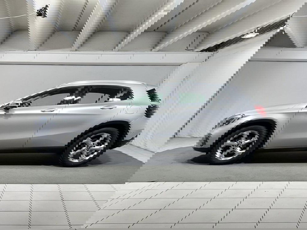 Mercedes-Benz GLA SUV usata a Sondrio (2)