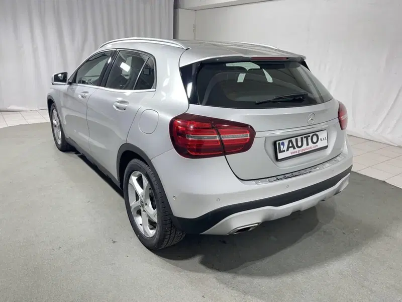 Mercedes-Benz GLA SUV usata a Sondrio (3)